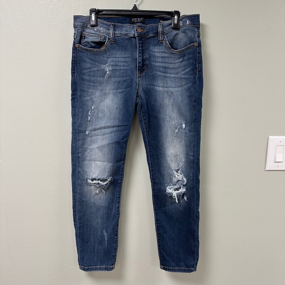 Judy Blue Relaxed Fit Distressed Medium Wash Jeans JB8271DK Womens 15/32